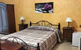 The Best Rooms & Apartments - Parcheggia Gratis Sotto Casa Ed Entra -