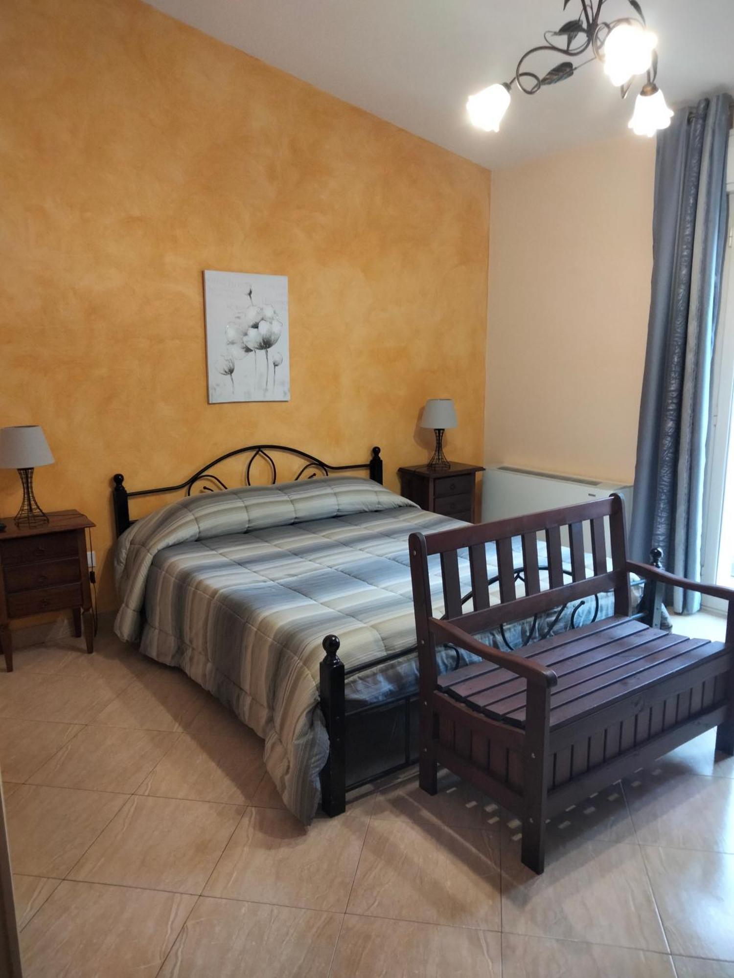 The Best Rooms & Apartments - Parcheggia Gratis Sotto Casa Ed Entra - Mazara del Vallo Extérieur photo