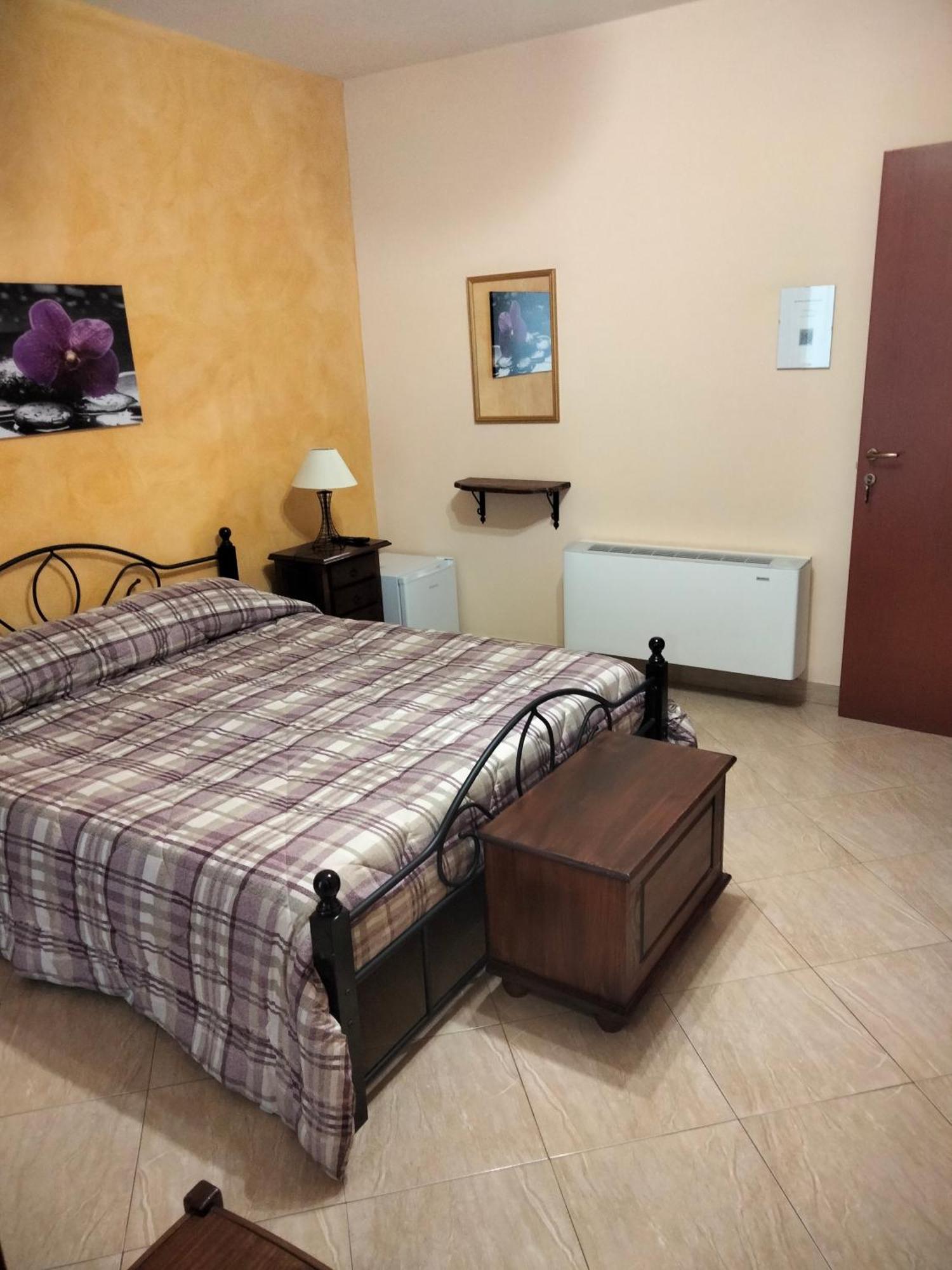 The Best Rooms & Apartments - Parcheggia Gratis Sotto Casa Ed Entra - Mazara del Vallo Extérieur photo