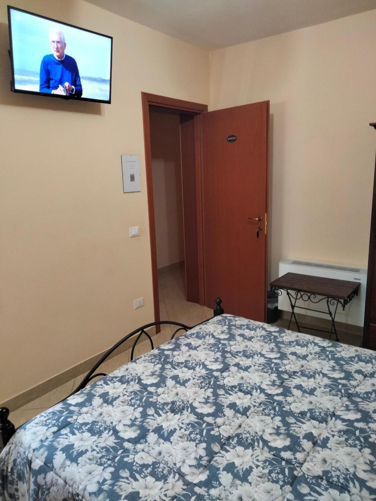 The Best Rooms & Apartments - Parcheggia Gratis Sotto Casa Ed Entra - Mazara del Vallo Extérieur photo